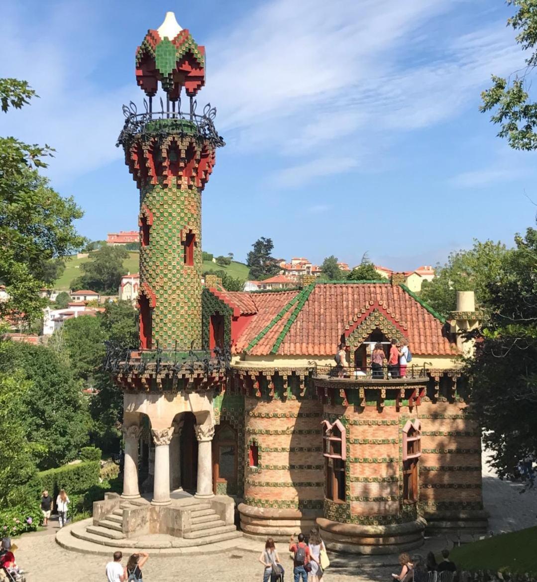 La Aldea 3 , Centro De Comillas Eksteriør billede